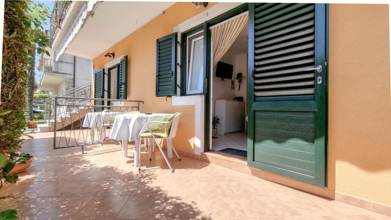 Alma One Novigrad (Istria) Exterior foto